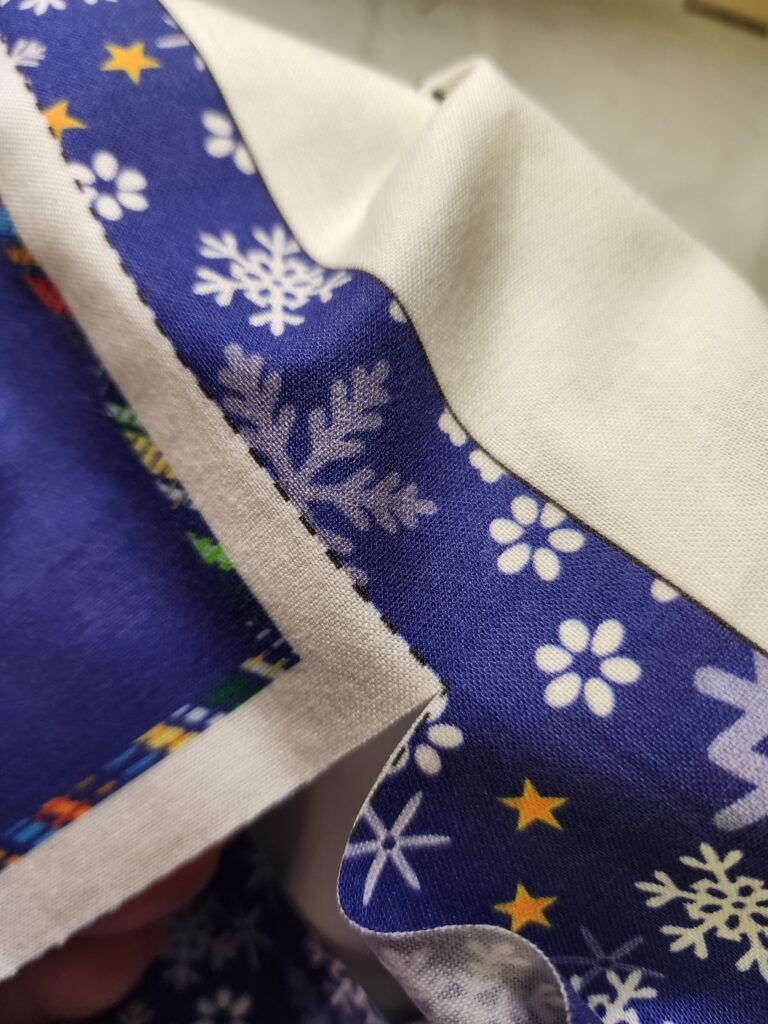 festive children’s apron, holiday kitchen sewing project, kids’ cut-and-sew apron