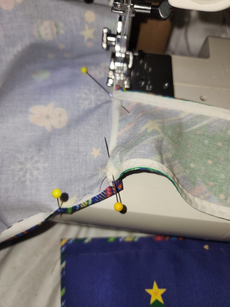 festive children’s apron, holiday kitchen sewing project, kids’ cut-and-sew apron